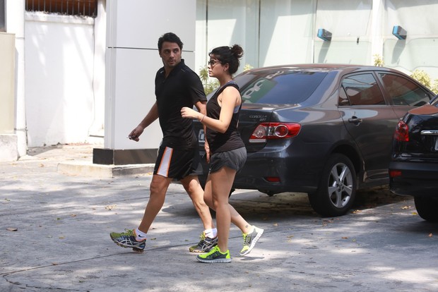 Vanessa Giácomo saindo da academia no RJ (Foto: Dilson Silva / Agnews)