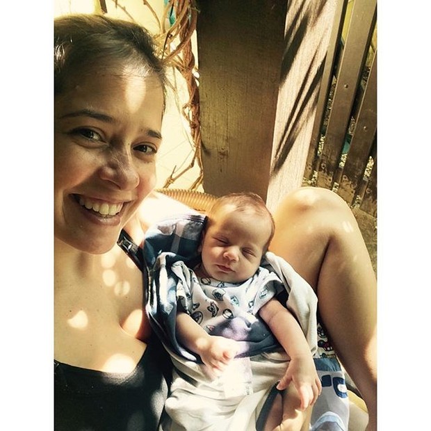 Paloma Duarte posa com o filho Antonio (Foto: Reprodução/Instagram)