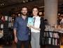 Sophie Charlotte vai com Daniel de Oliveira a lançamento de livro