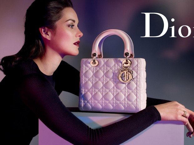 Marion Cotillard posa para a Dior (Foto: Divulgação)