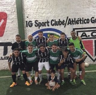 Cristiano Araújo com os amigos do Futebol (Foto: Arquivo Pessoal)