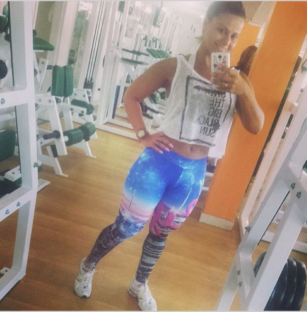 Viviane Araujo na academia (Foto: Instagram / Reprodução)
