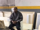 Kanye West, loiro, é fotografado pela primeira vez após internação